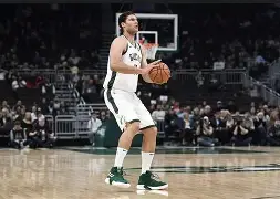 亚博体育登录入口-密尔沃基雄鹿vs凯尔特人